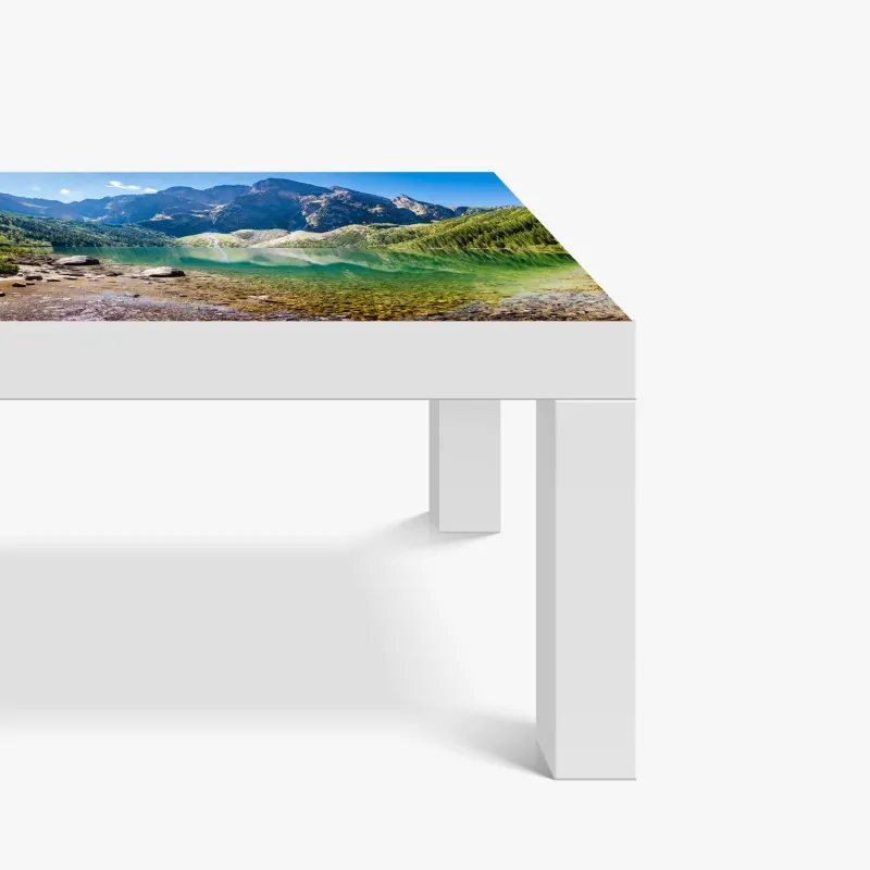 Naklejka na biurko i stół spokojna zielona ścieżka leśna – Wallissimo®