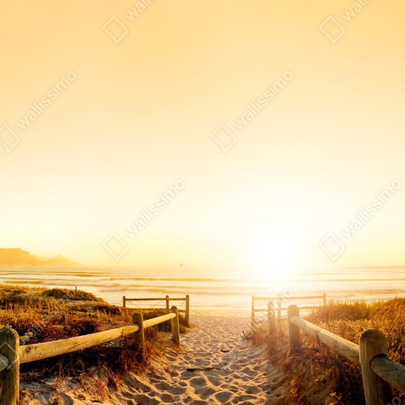 Naklejka na biurko i stół złota panorama zachodu słońca nad plażą z Górą Stołową – Wallissimo® Naklejka na biurko i stół złota panorama zachodu słońca nad plażą z Górą Stołową – Wallissimo®