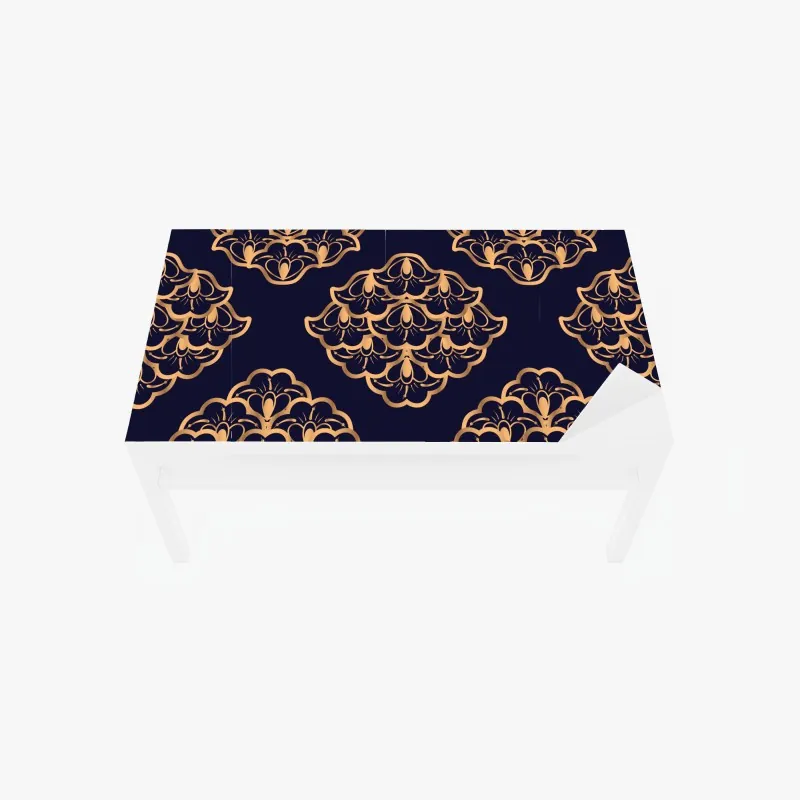 Naklejka na biurko i stół złoty wzór damaskowy na granatowym tle