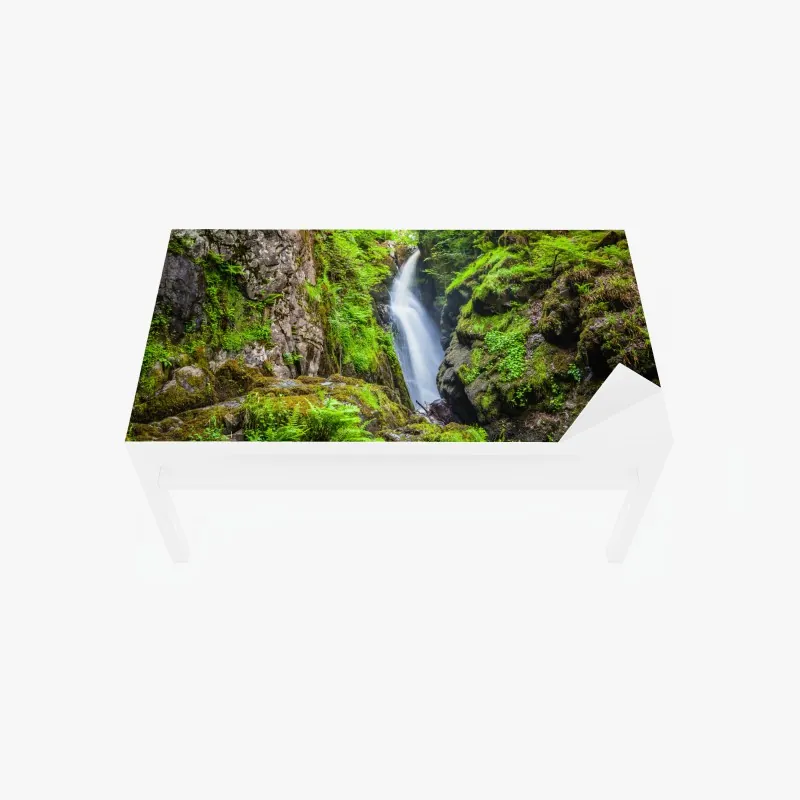 Naklejka na biurko i stół Kirkjufell o wschodzie słońca – Wallissimo®