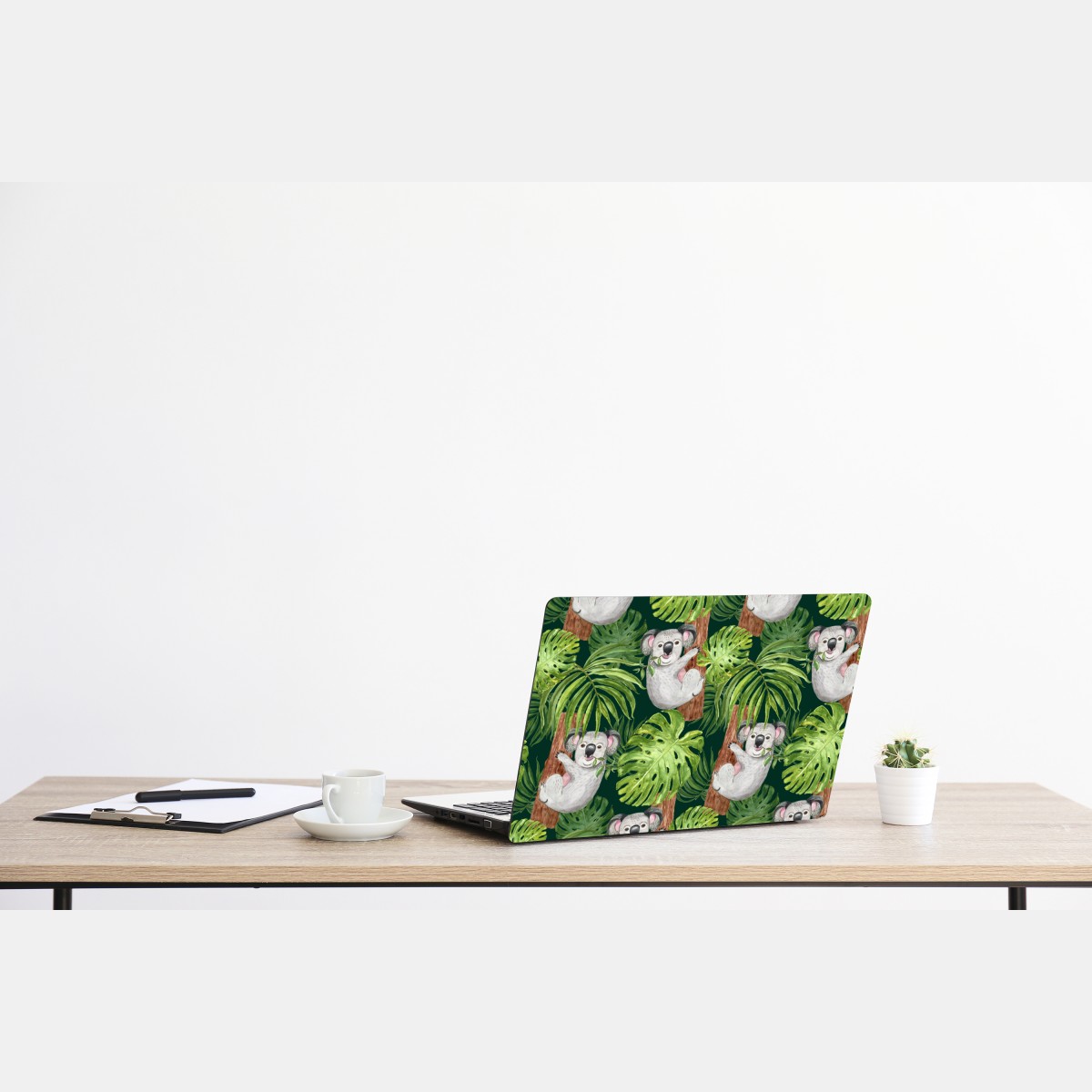 Naklejka na laptopa uroczy wzór z koalami i tropikalnymi liśćmi w akwareli – Wallissimo® Naklejka na laptopa uroczy wzór z koalami i tropikalnymi liśćmi w akwareli – Wallissimo®