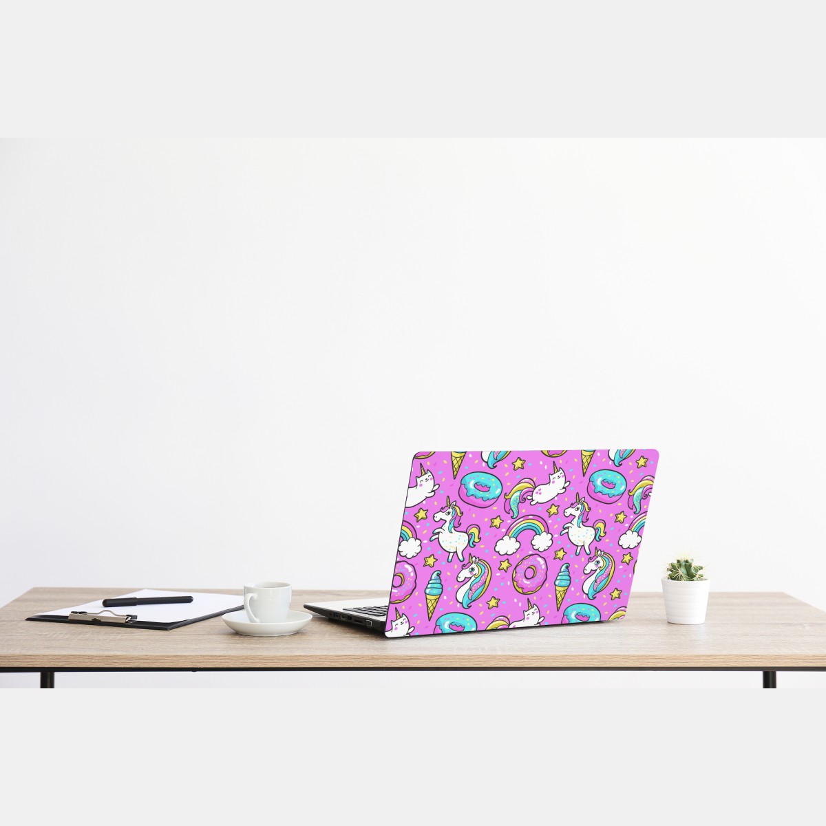 Naklejka na laptopa pastelowe jednorożce i słodkości – Wallissimo® Naklejka na laptopa pastelowe jednorożce i słodkości – Wallissimo®