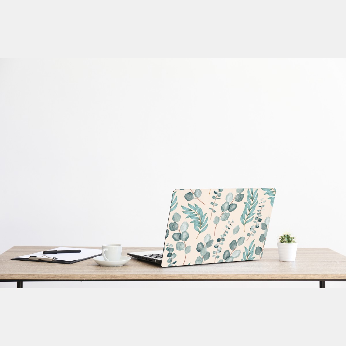 Naklejka na laptopa pastelowy wzór liści eukaliptusa – Wallissimo® Naklejka na laptopa pastelowy wzór liści eukaliptusa – Wallissimo®