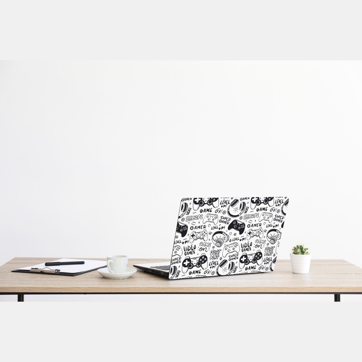 Naklejka na laptopa wzór gier wideo z kontrolerami – Wallissimo® Naklejka na laptopa wzór gier wideo z kontrolerami – Wallissimo®
