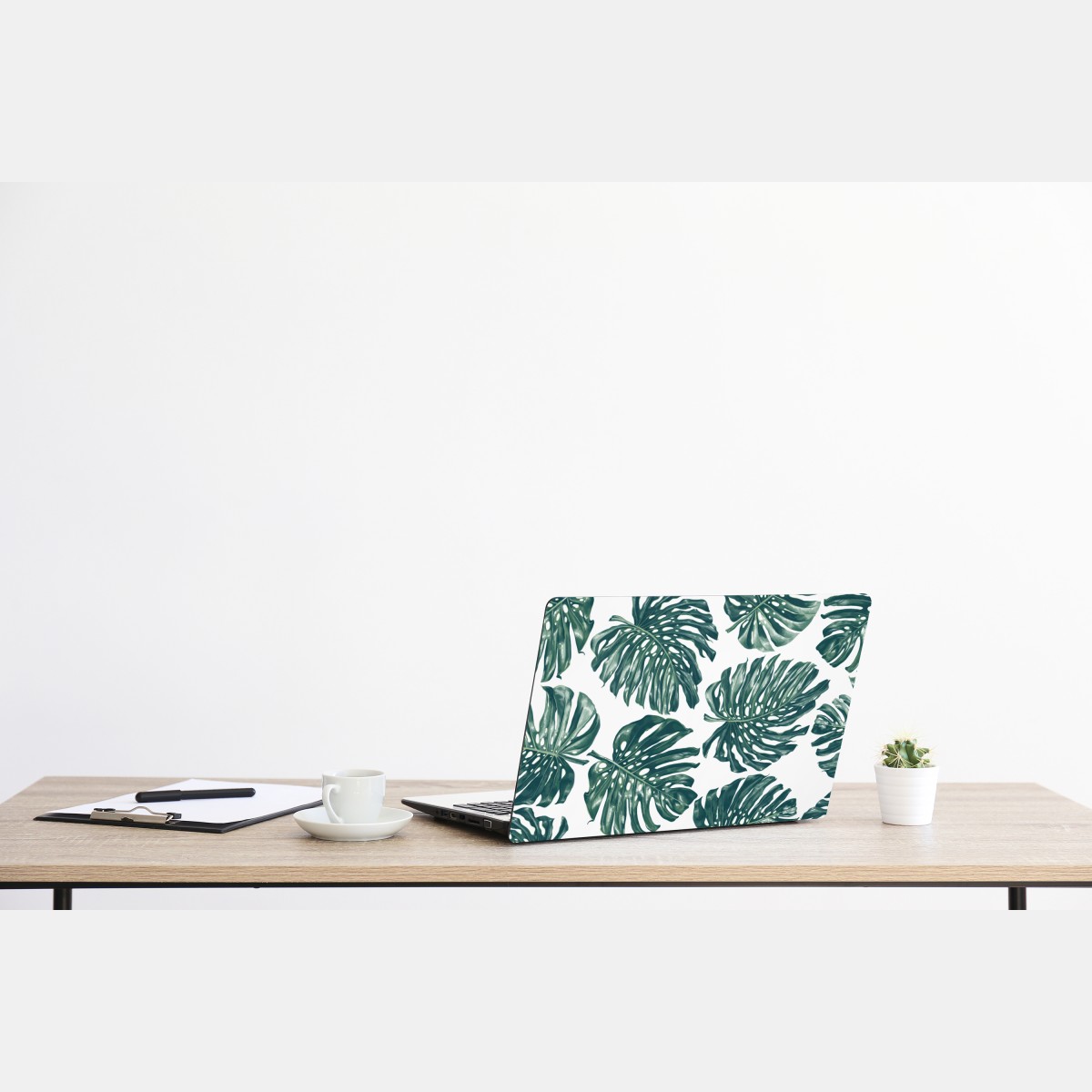 Naklejka na laptopa wzór botaniczny liści monstery – Wallissimo® Naklejka na laptopa wzór botaniczny liści monstery – Wallissimo®