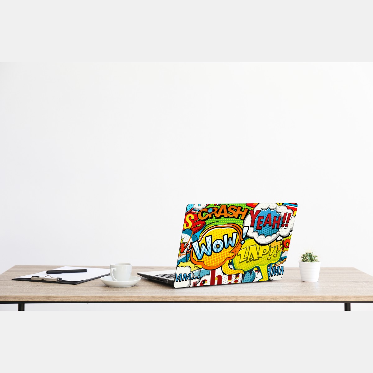 Naklejka na laptopa komiksowy pop-art wybuch kolorów – Wallissimo® Naklejka na laptopa komiksowy pop-art wybuch kolorów – Wallissimo®