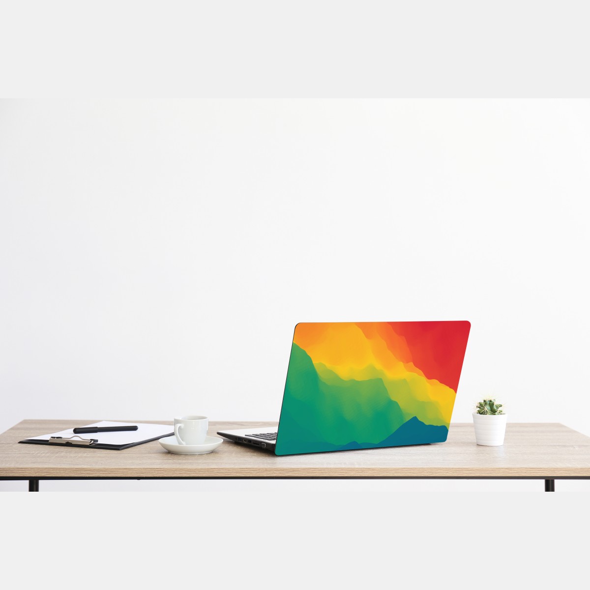 Naklejka na laptopa żywy warstwowy gradient górski – Wallissimo® Naklejka na laptopa żywy warstwowy gradient górski – Wallissimo®