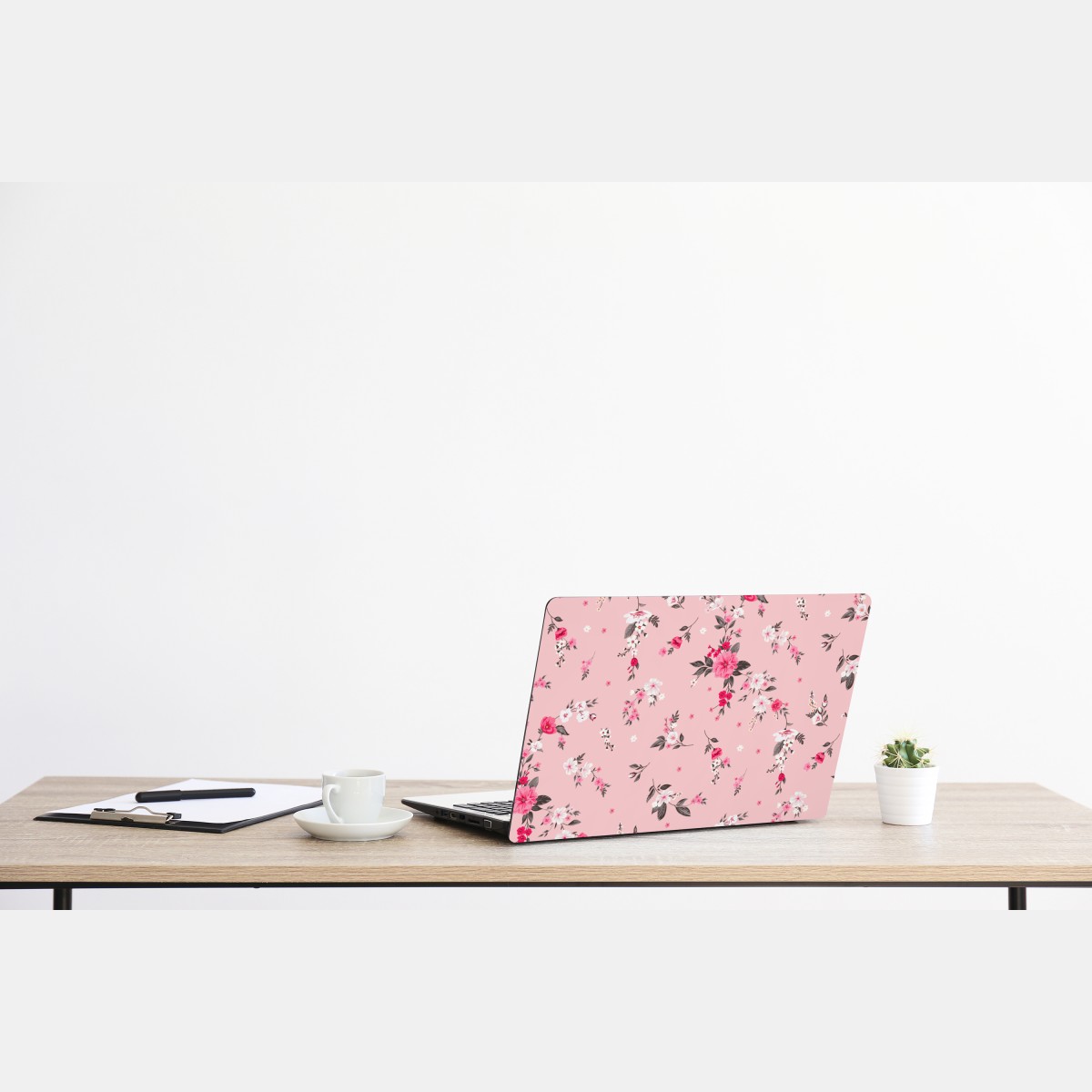 Naklejka na laptopa delikatny różowy wzór kwiatowy – Wallissimo® Naklejka na laptopa delikatny różowy wzór kwiatowy – Wallissimo®