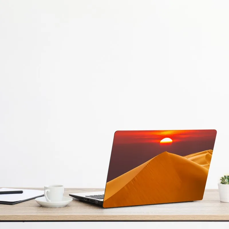 Naklejka na laptopa czarny marmur z białymi żyłkami – Wallissimo®