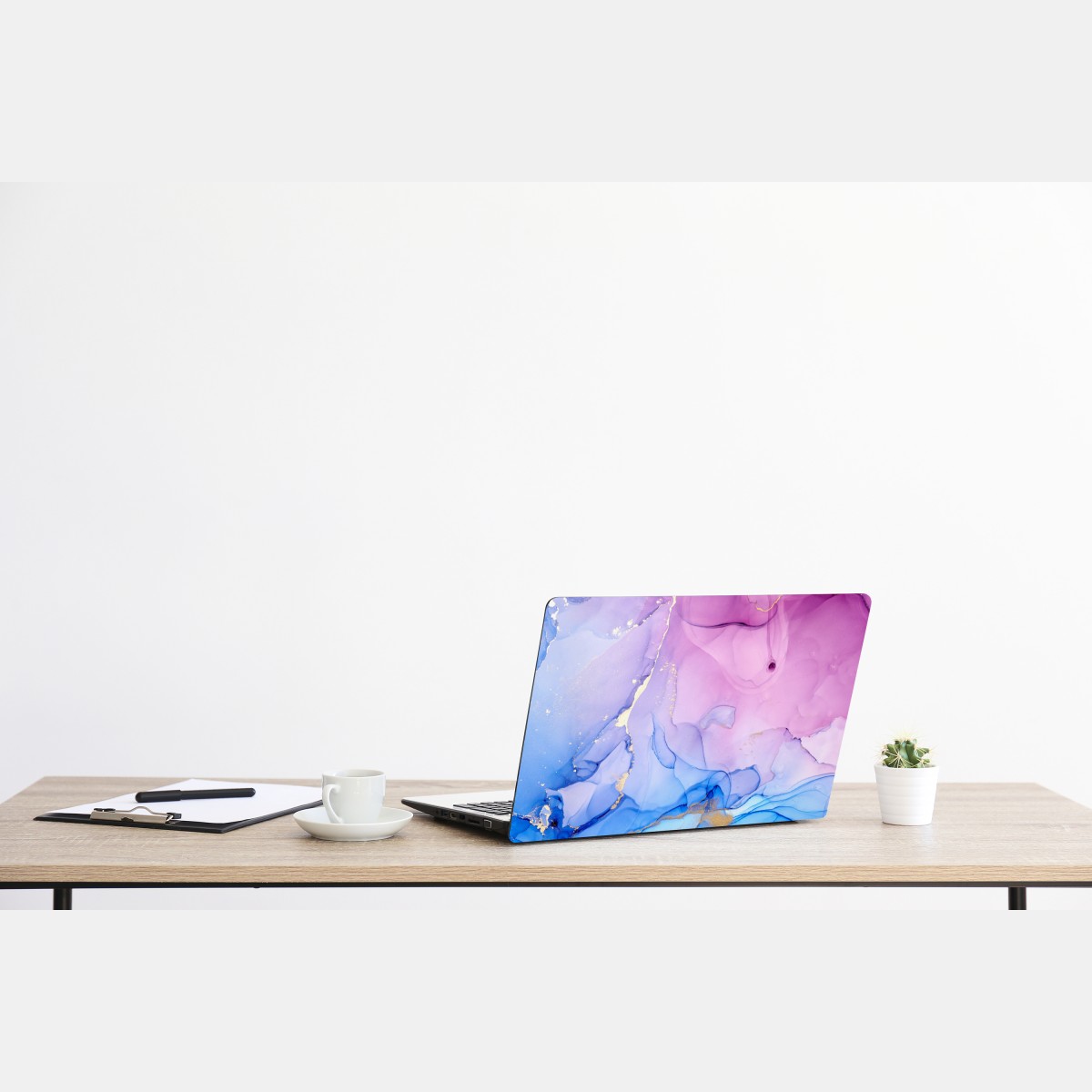 Naklejka na laptopa różowo-niebieski marmur abstrakcyjny – Wallissimo® Naklejka na laptopa różowo-niebieski marmur abstrakcyjny – Wallissimo®