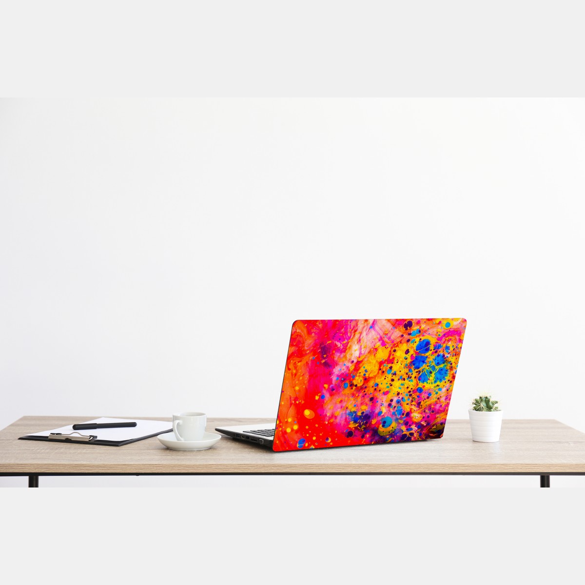 Naklejka na laptopa marmurkowanie ebru w żywych kolorach – Wallissimo® Naklejka na laptopa marmurkowanie ebru w żywych kolorach – Wallissimo®