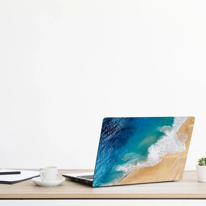 Naklejka na laptopa żywe czerwone róże kolaż – Wallissimo®