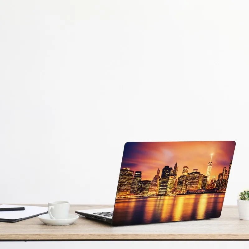 Naklejka na laptopa Monako panorama wybrzeża o zmierzchu – Wallissimo®