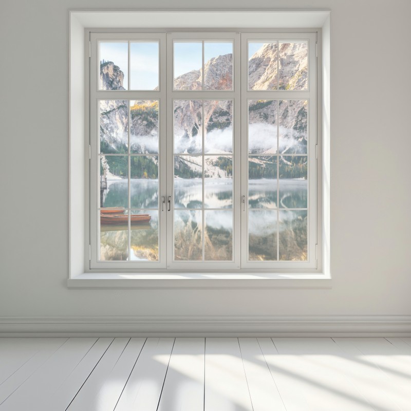 Naklejka na okno mgła nad alpejskim jeziorem – Wallissimo® Naklejka na okno mgła nad alpejskim jeziorem – Wallissimo®