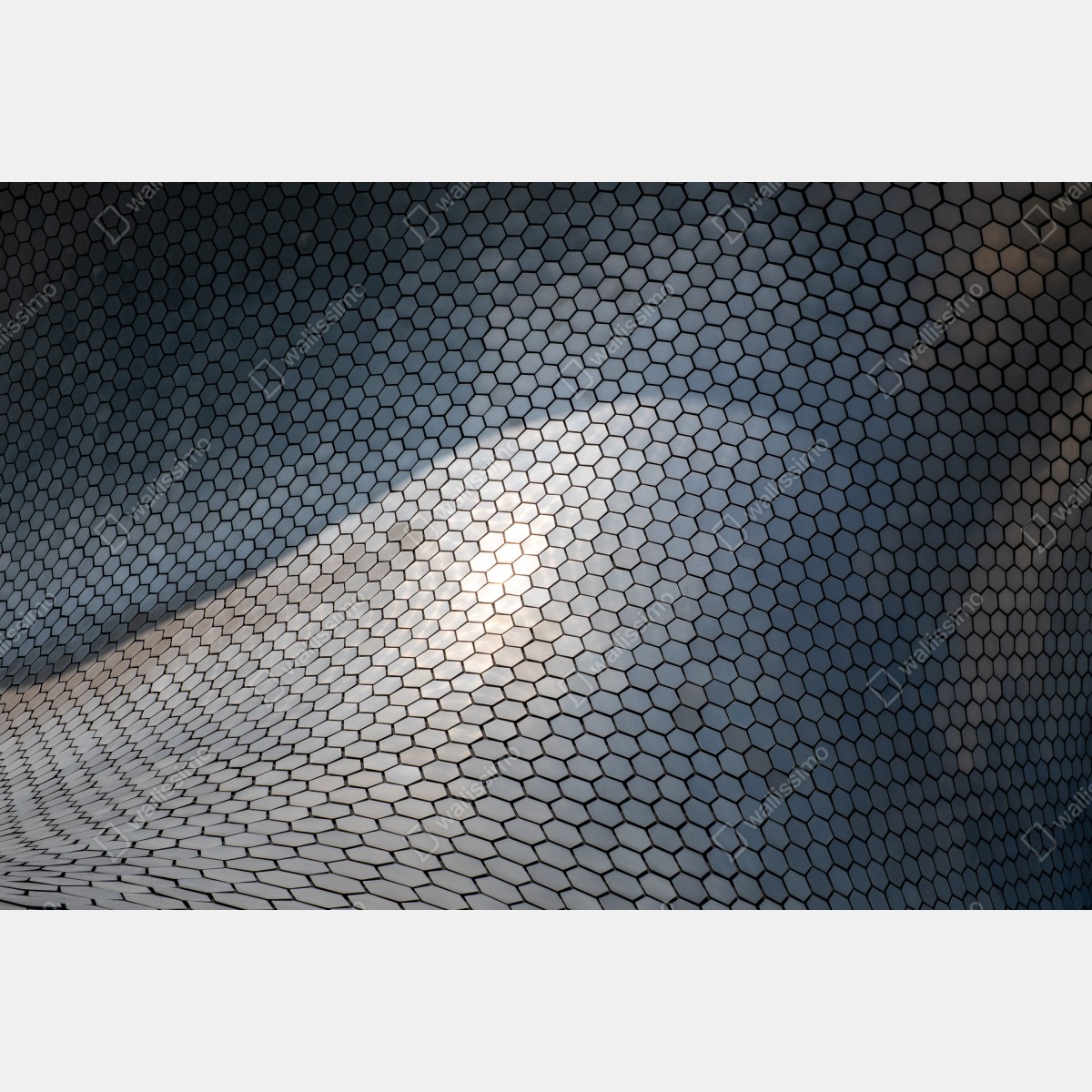 Naklejka na okno metaliczna heksagonalna elewacja geometryczna – Wallissimo® Naklejka na okno metaliczna heksagonalna elewacja geometryczna – Wallissimo®