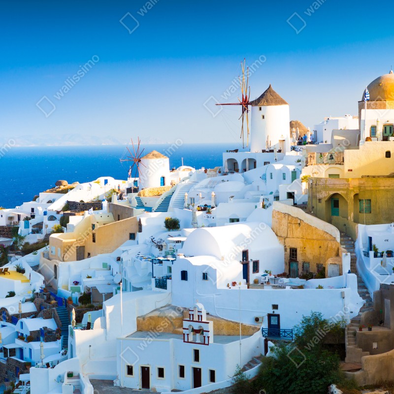 Naklejka na okno nasłonecznione miasteczko Santorini nad morzem – Wallissimo® Naklejka na okno nasłonecznione miasteczko Santorini nad morzem – Wallissimo®