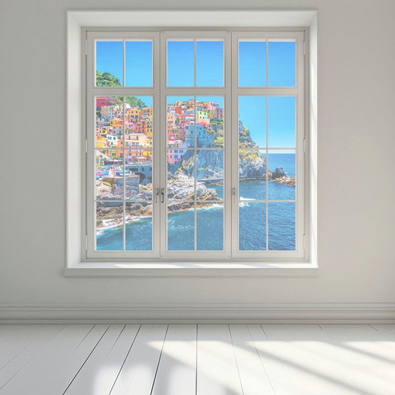 Naklejka na okno kolorowa wioska na klifie nad morzem – Wallissimo® Naklejka na okno kolorowa wioska na klifie nad morzem – Wallissimo®