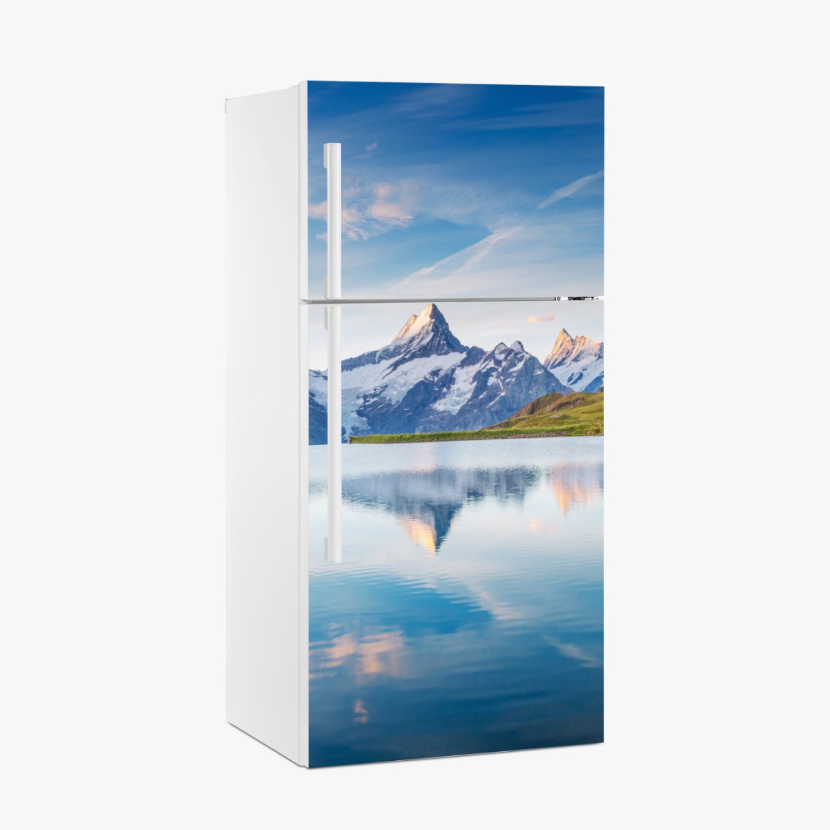 Fridge sticker majestic Alps reflection at Bachalpsee