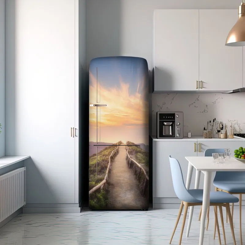 Naklejka na lodówkę ścieżka na grzbiecie górskim przy zachodzie słońca nad jeziorem – Wallissimo® Naklejka na lodówkę ścieżka na grzbiecie górskim przy zachodzie słońca nad jeziorem – Wallissimo®