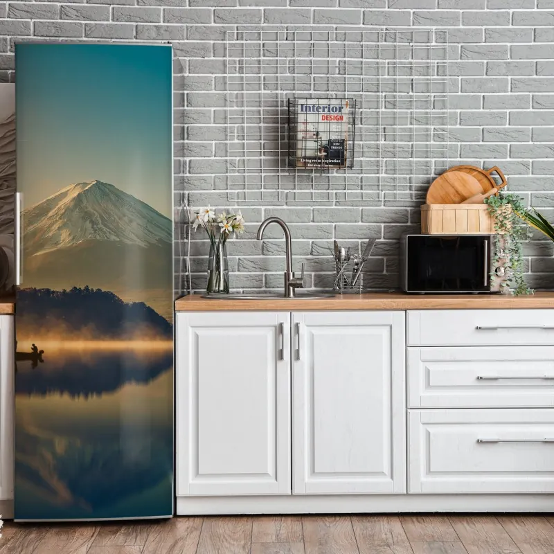 Naklejka na lodówkę beżowa tekstura marmuru z białymi żyłami – Wallissimo®