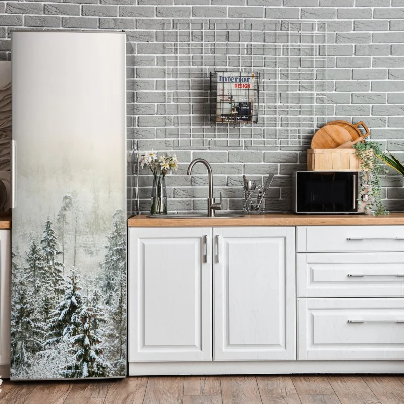 Naklejka na lodówkę zimowy las w delikatnej mgle – Wallissimo® Naklejka na lodówkę zimowy las w delikatnej mgle – Wallissimo®