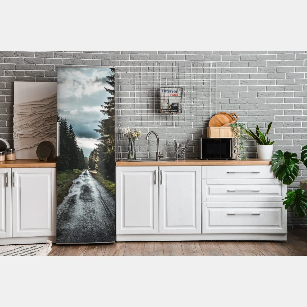 Naklejka na lodówkę leśna droga wśród sosen – Wallissimo® Naklejka na lodówkę leśna droga wśród sosen – Wallissimo®