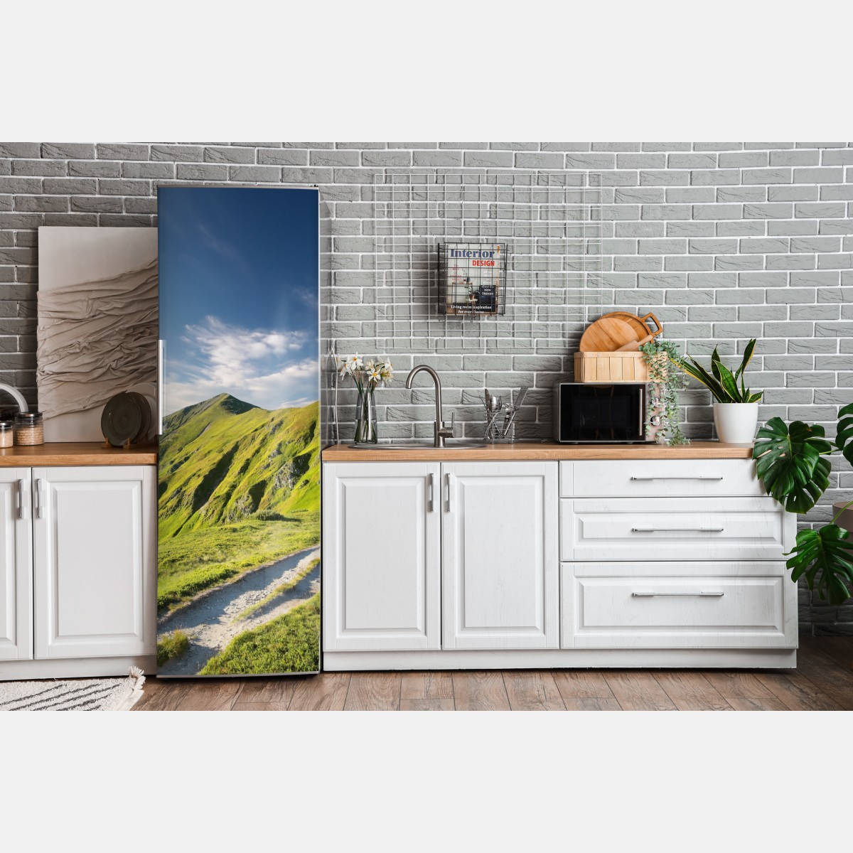 Naklejka na lodówkę słoneczny grzbiet górski ze ścieżką – Wallissimo® Naklejka na lodówkę słoneczny grzbiet górski ze ścieżką – Wallissimo®