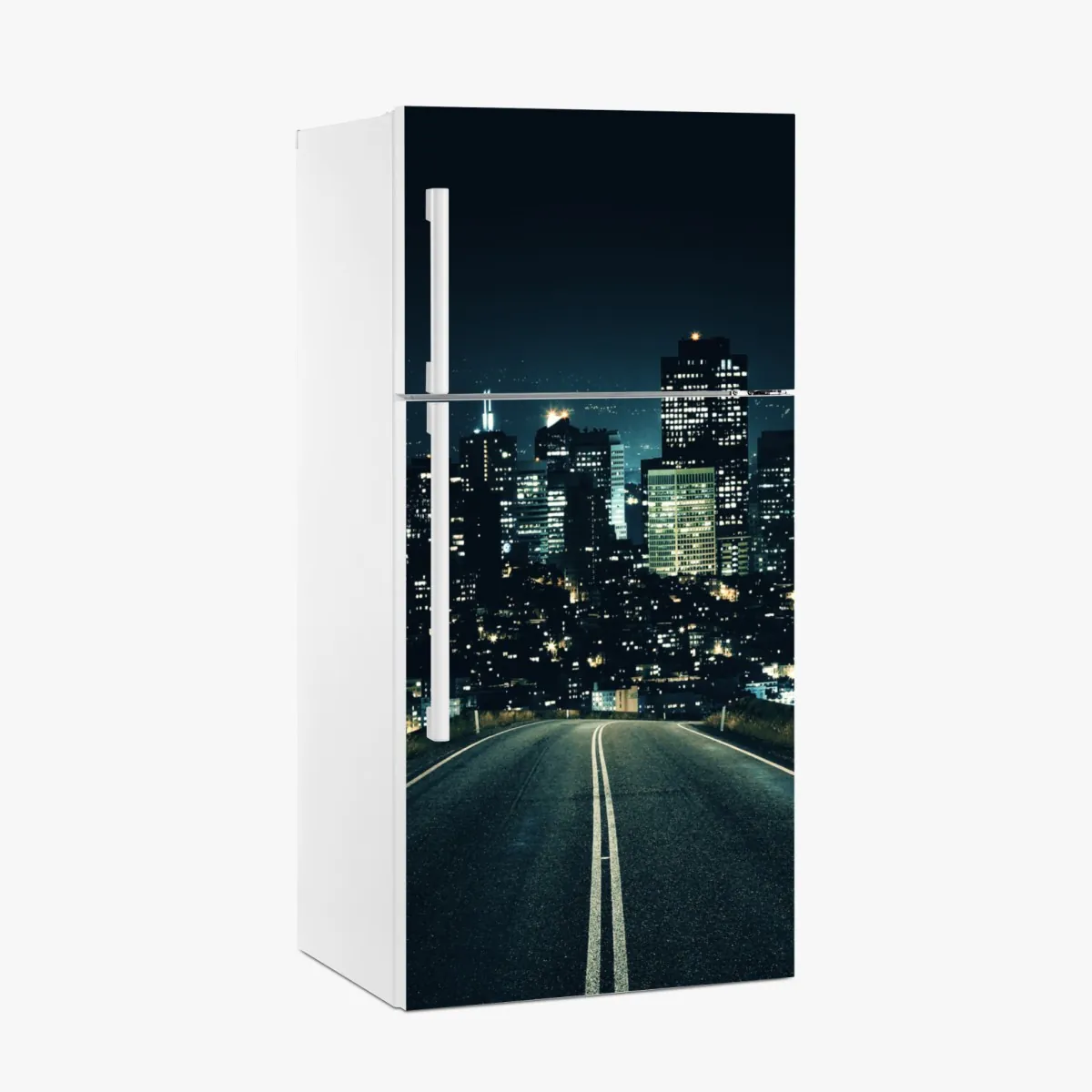 Naklejka na lodówkę droga prowadząca do oświetlonej panoramy miasta nocą – Wallissimo® Naklejka na lodówkę droga prowadząca do oświetlonej panoramy miasta nocą – Wallissimo®