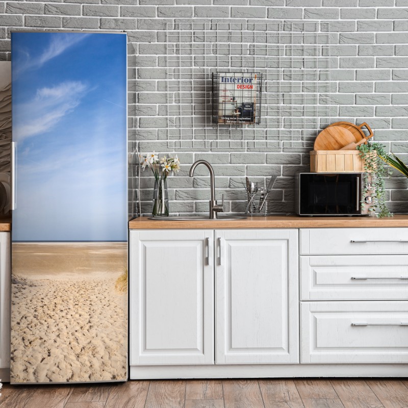 Naklejka na lodówkę elegancki portret w czerwonej sukni – Wallissimo®