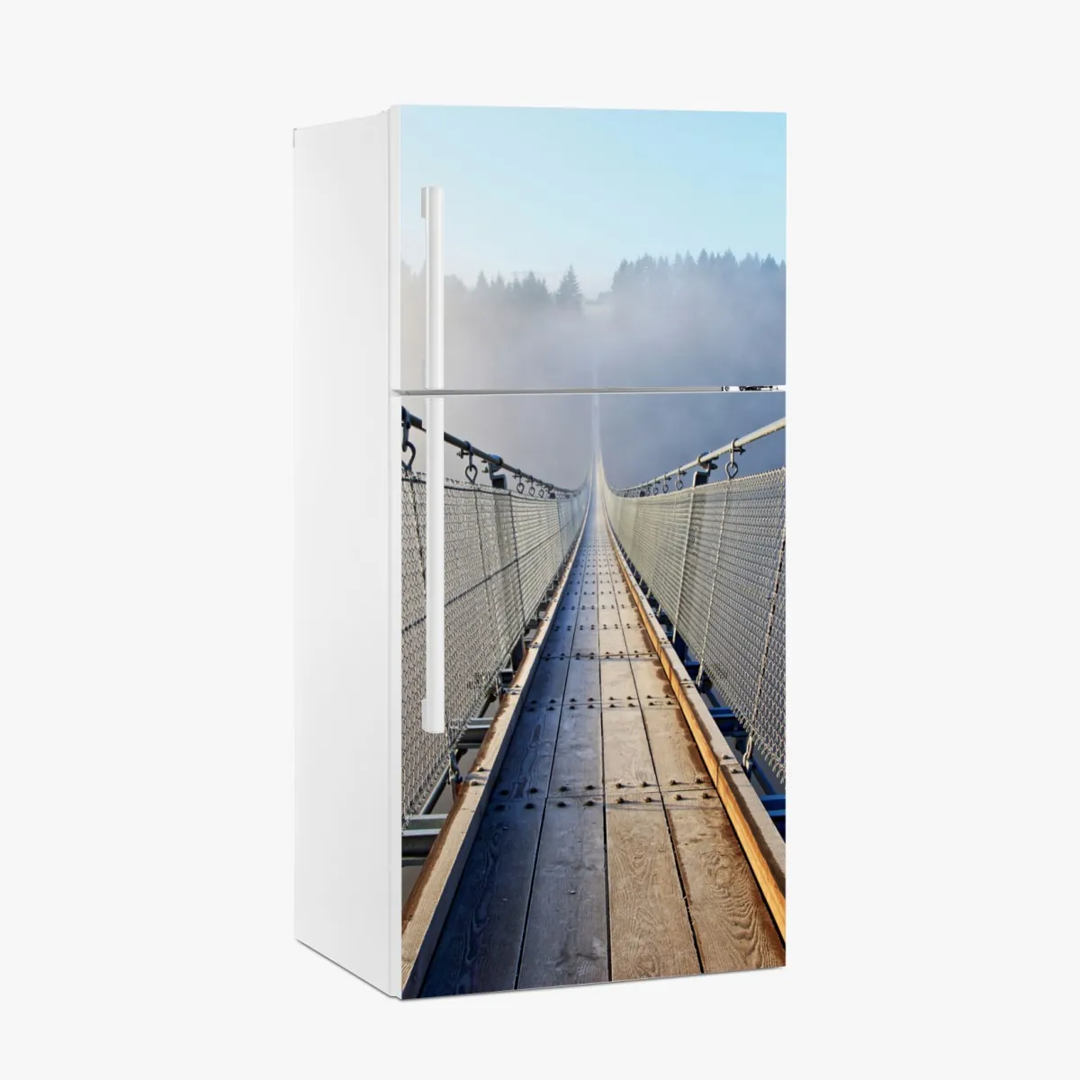 Naklejka na lodówkę mglisty wiszący most prowadzący w las – Wallissimo® Naklejka na lodówkę mglisty wiszący most prowadzący w las – Wallissimo®