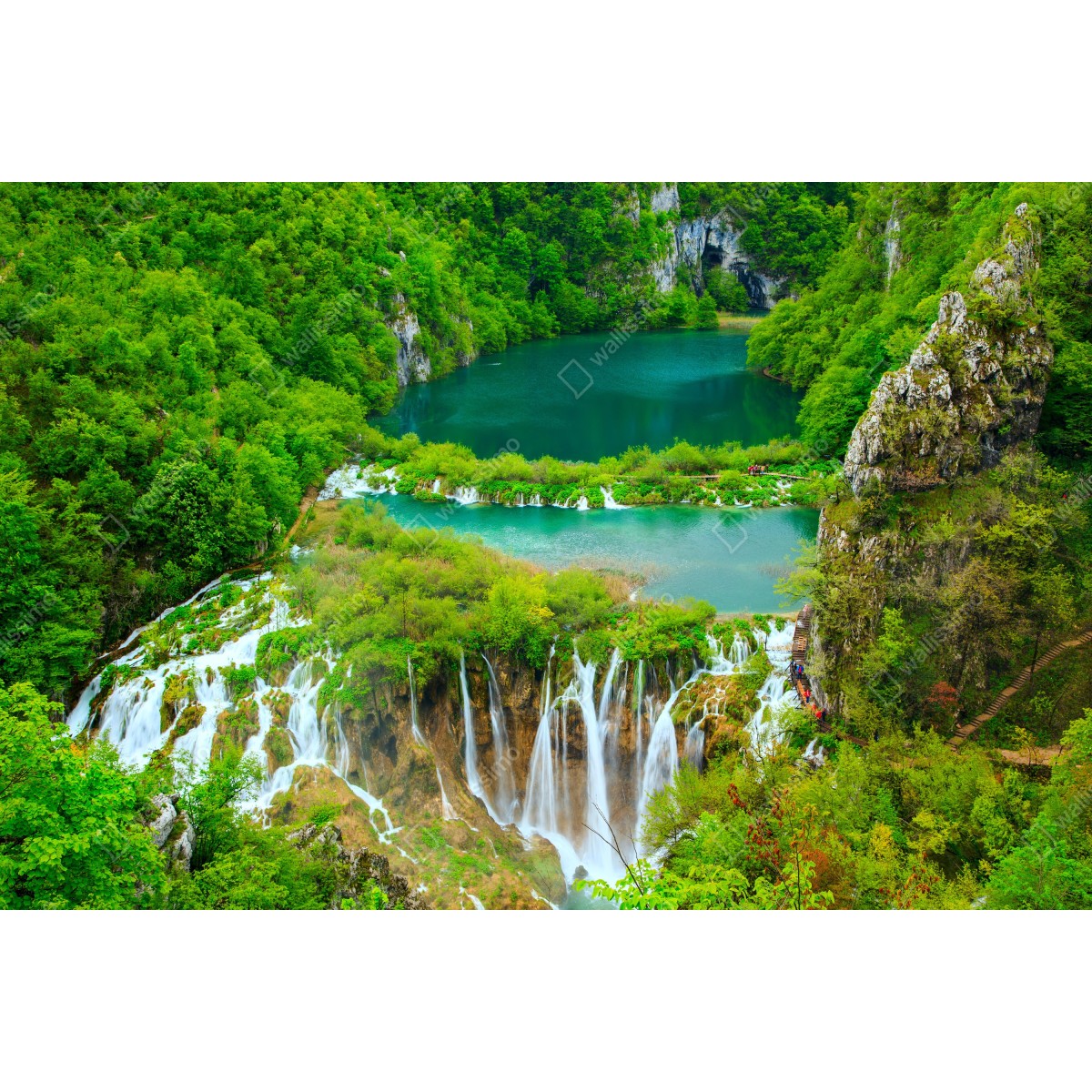 Naklejka na lodówkę bujny wodospad i turkusowe jeziora – Wallissimo® Naklejka na lodówkę bujny wodospad i turkusowe jeziora – Wallissimo®