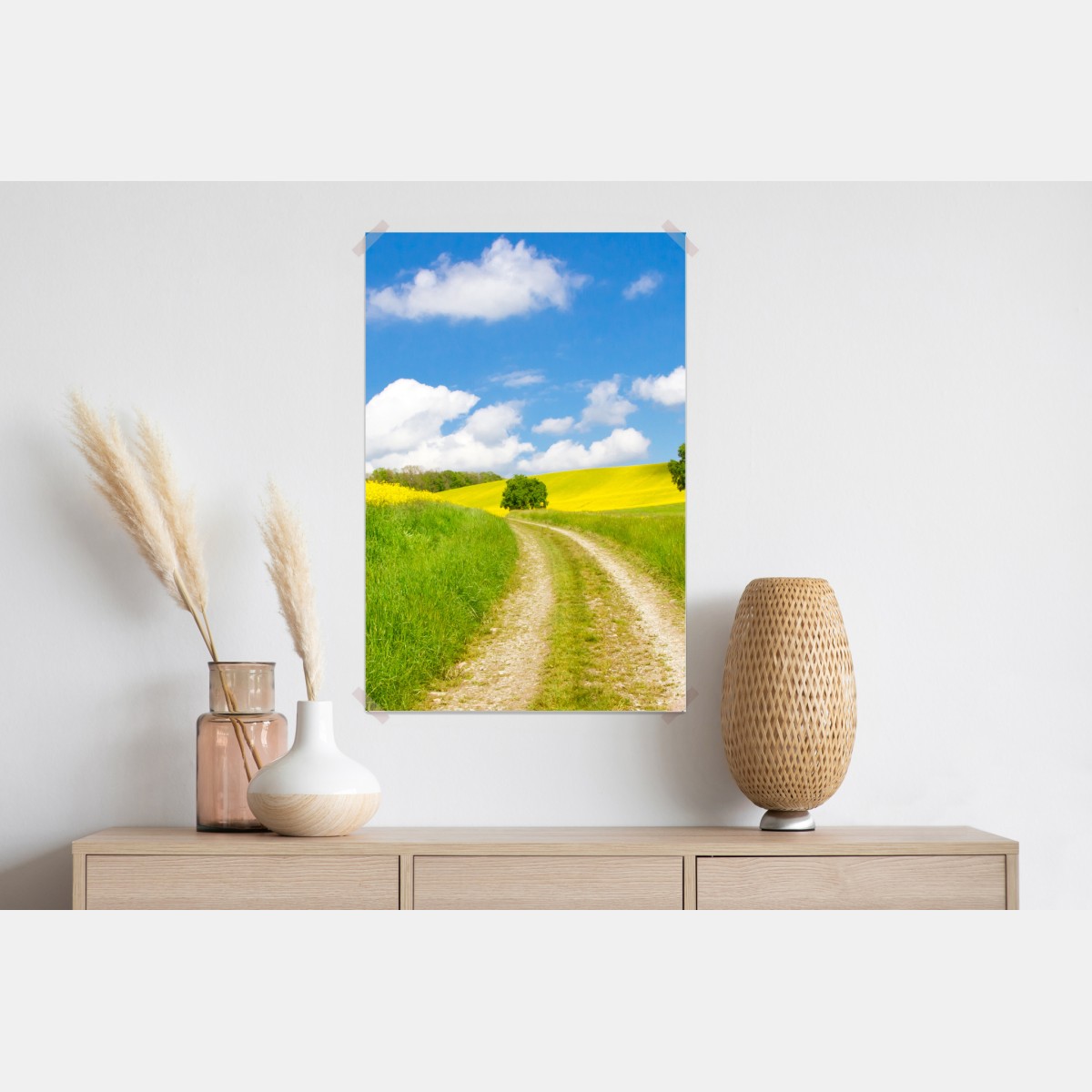 Plakat słoneczna wiejska droga przez żółte pola – Wallissimo® Plakat słoneczna wiejska droga przez żółte pola – Wallissimo®