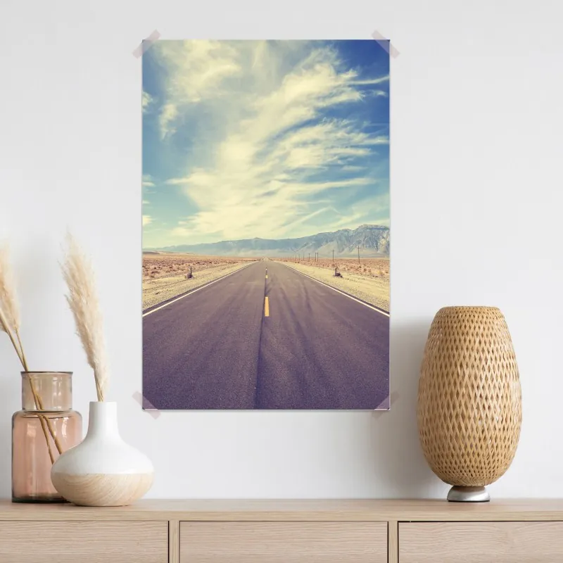 Plakat vintage wiejska droga pod rozległym niebem – Wallissimo® Plakat vintage wiejska droga pod rozległym niebem – Wallissimo®