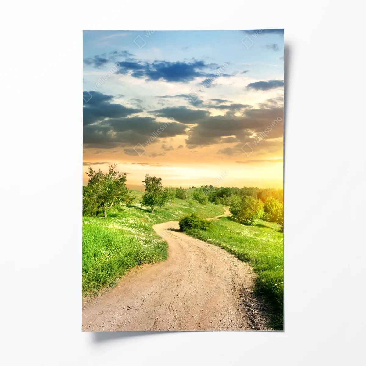 Plakat zachód słońca nad polną drogą w zielonej łące – Wallissimo® Plakat zachód słońca nad polną drogą w zielonej łące – Wallissimo®