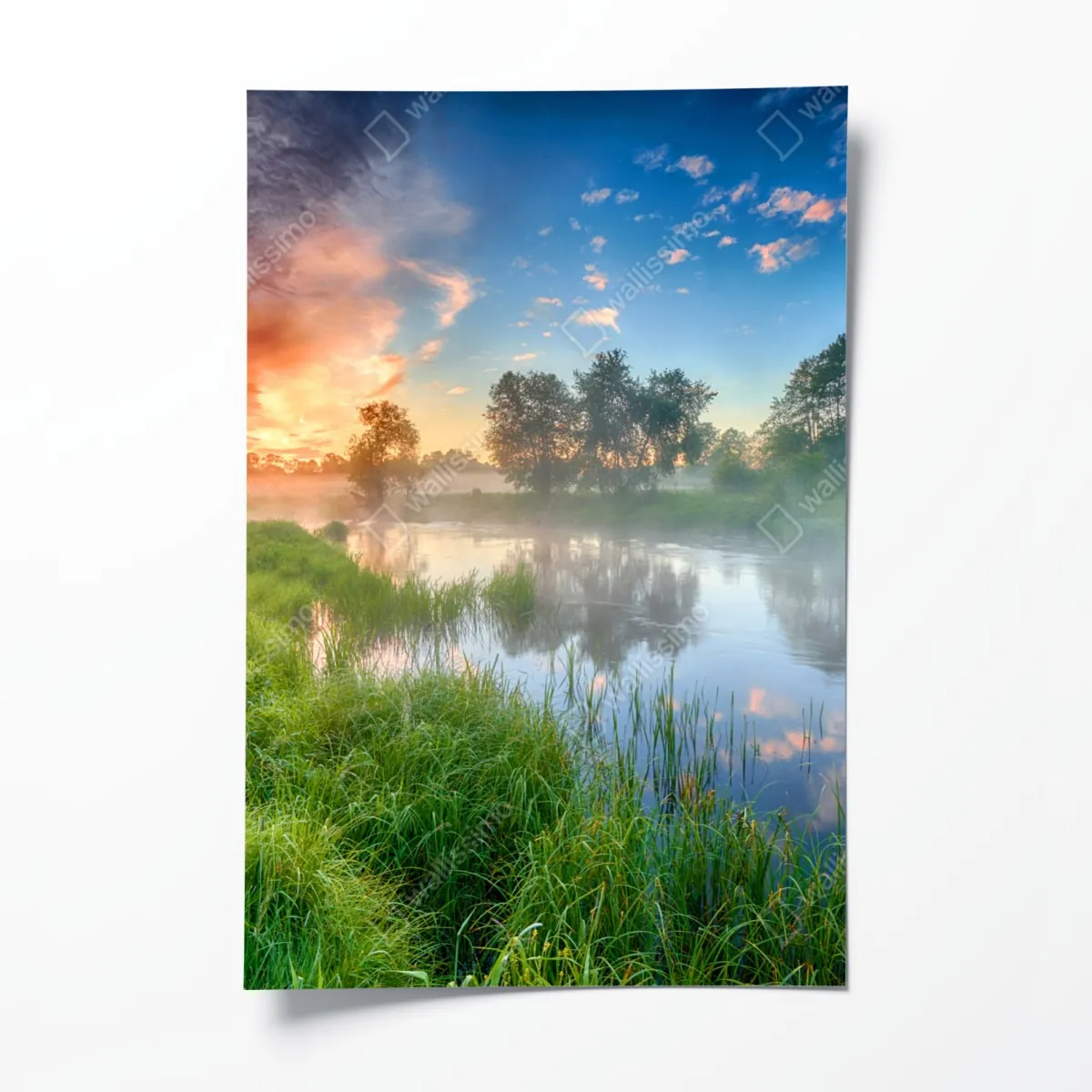 Plakat mgła o świcie nad brzegiem rzeki – Wallissimo® Plakat mgła o świcie nad brzegiem rzeki – Wallissimo®