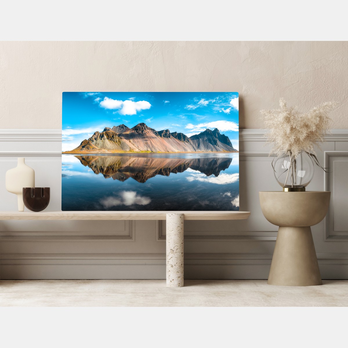 Obraz na płótnie odbicie Vestrahorn na spokojnych wodach Stokksnes, Islandia – Wallissimo® Obraz na płótnie odbicie Vestrahorn na spokojnych wodach Stokksnes, Islandia – Wallissimo®