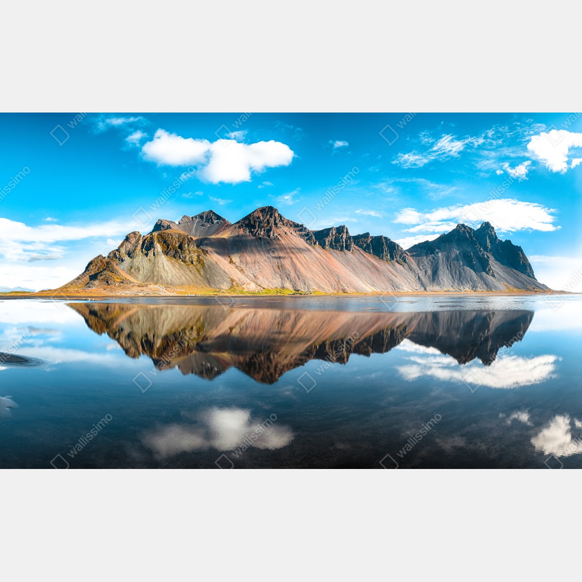 Obraz na płótnie odbicie Vestrahorn na spokojnych wodach Stokksnes, Islandia – Wallissimo® Obraz na płótnie odbicie Vestrahorn na spokojnych wodach Stokksnes, Islandia – Wallissimo®