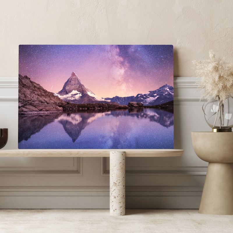 Obraz na płótnie nocne odbicie Matterhornu pod gwiazdami – Wallissimo® Obraz na płótnie nocne odbicie Matterhornu pod gwiazdami – Wallissimo®