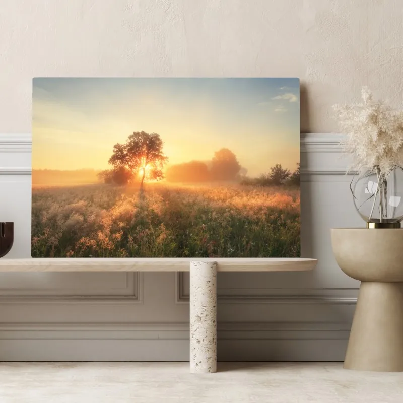 Obraz na płótnie złoty wschód słońca nad mglistą łąką – Wallissimo® Obraz na płótnie złoty wschód słońca nad mglistą łąką – Wallissimo®