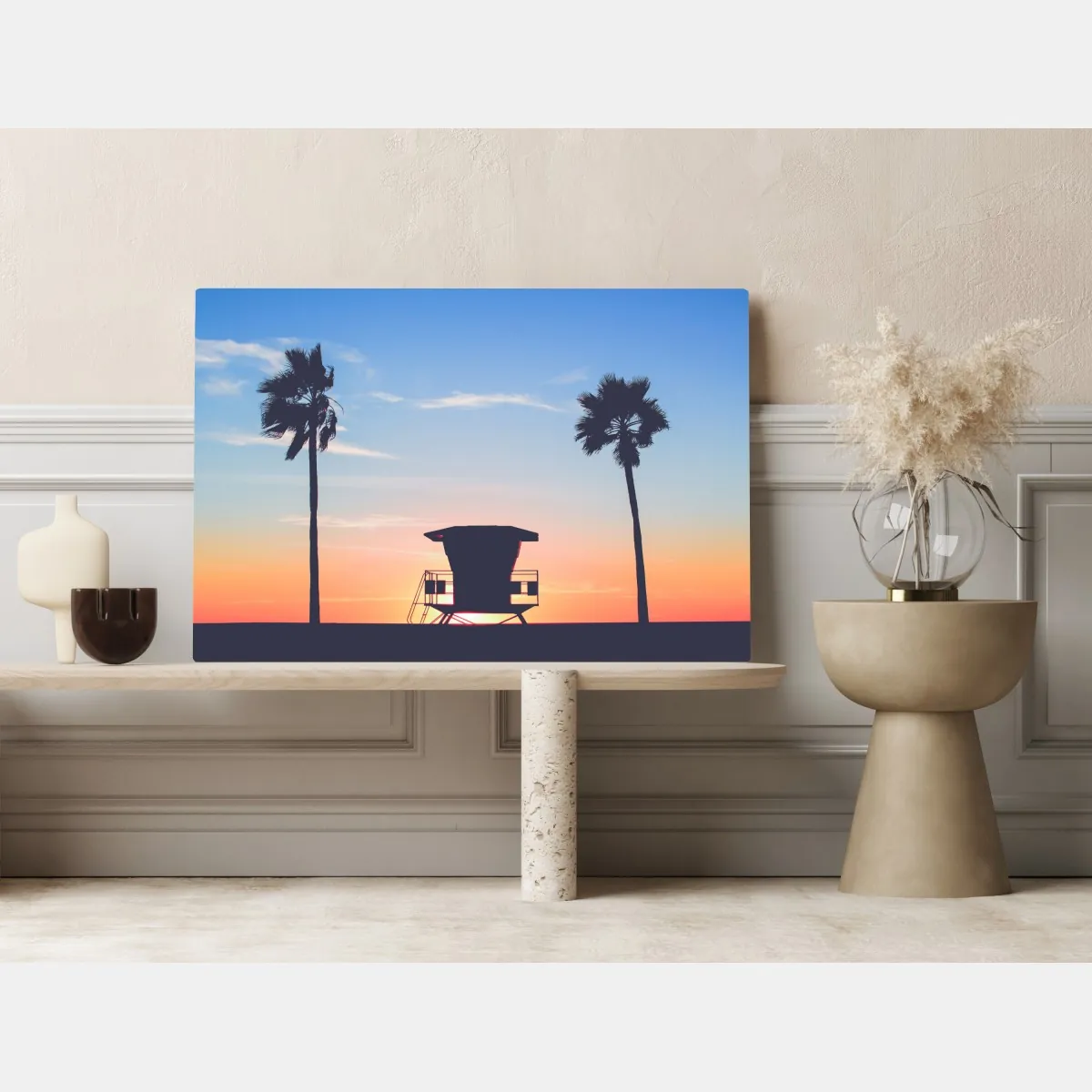 Obraz na płótnie zachód słońca nad plażą z sylwetką wieży ratownika – Wallissimo® Obraz na płótnie zachód słońca nad plażą z sylwetką wieży ratownika – Wallissimo®