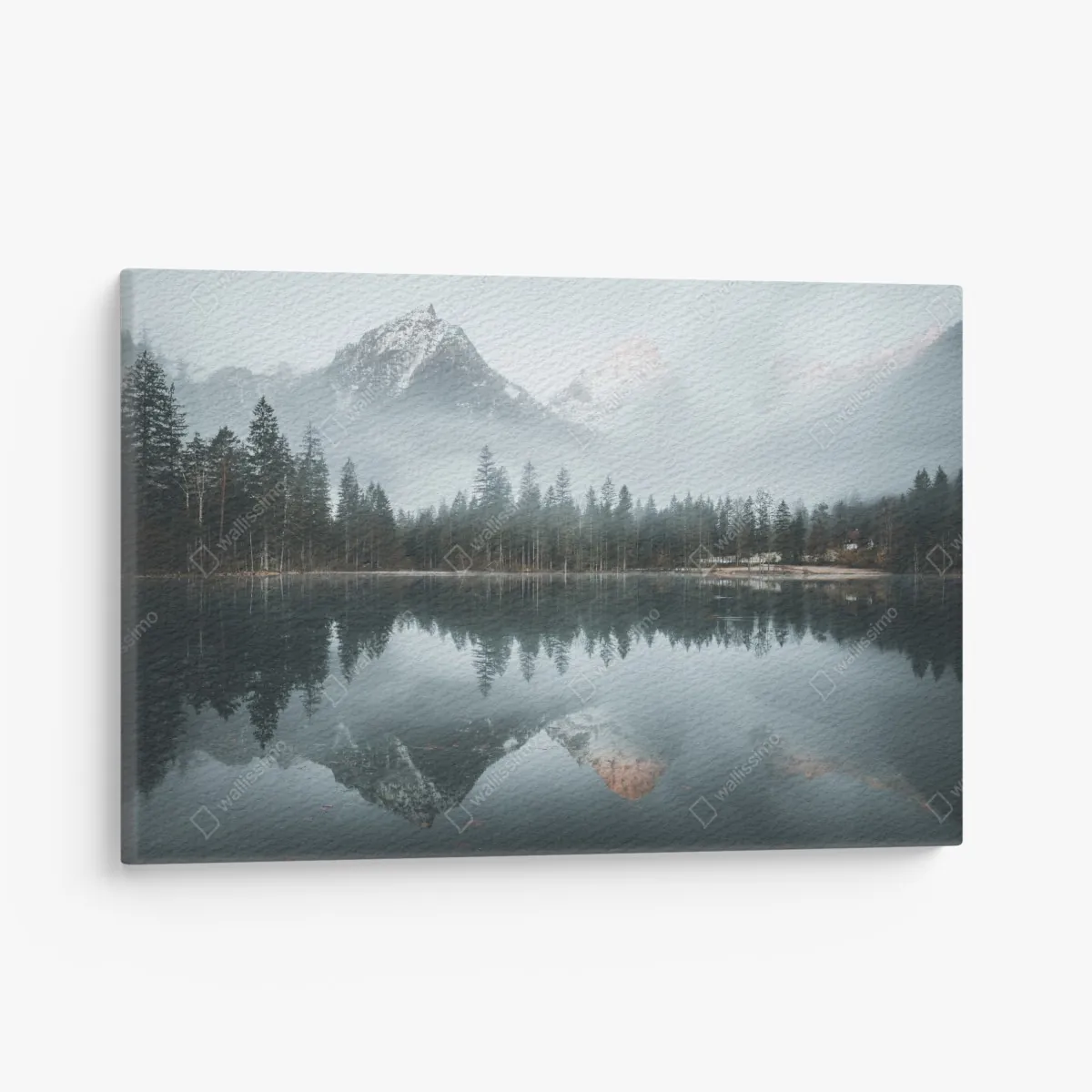 Obraz na płótnie mglista alpejska panorama nad jeziorem – Wallissimo® Obraz na płótnie mglista alpejska panorama nad jeziorem – Wallissimo®
