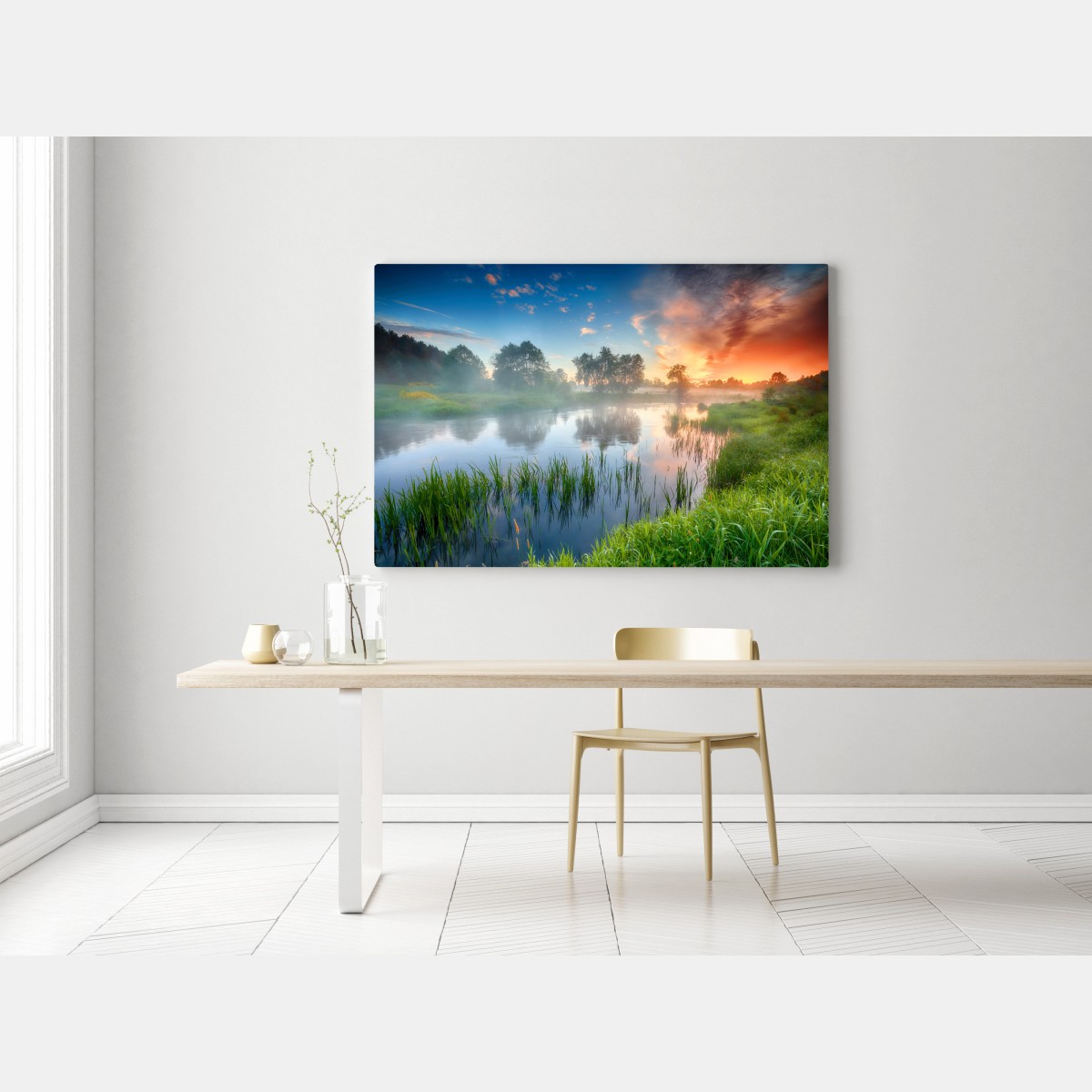 Obraz na płótnie mglista rzeka o wschodzie słońca nad zielonymi brzegami – Wallissimo® Obraz na płótnie mglista rzeka o wschodzie słońca nad zielonymi brzegami – Wallissimo®