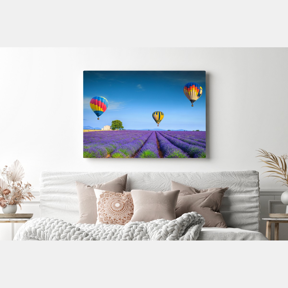 Obraz na płótnie pola lawendy w Valensole z balonami – Wallissimo® Obraz na płótnie pola lawendy w Valensole z balonami – Wallissimo®