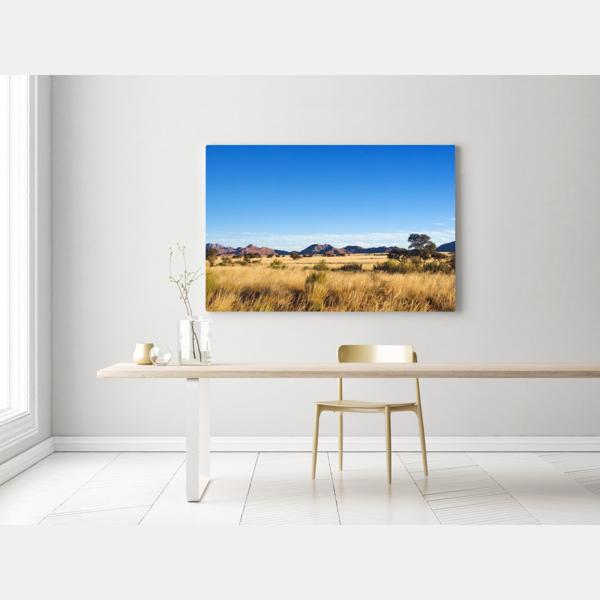 Obraz na płótnie spokojny krajobraz sawanny pod bezchmurnym niebem – Wallissimo® Obraz na płótnie spokojny krajobraz sawanny pod bezchmurnym niebem – Wallissimo®