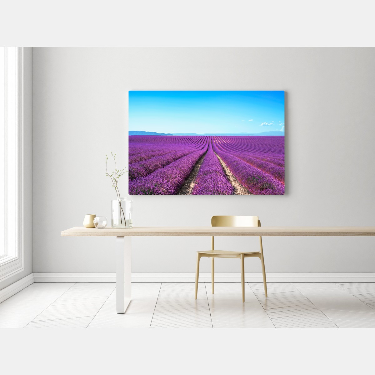 Obraz na płótnie pola lawendy pod błękitnym niebem – Wallissimo® Obraz na płótnie pola lawendy pod błękitnym niebem – Wallissimo®