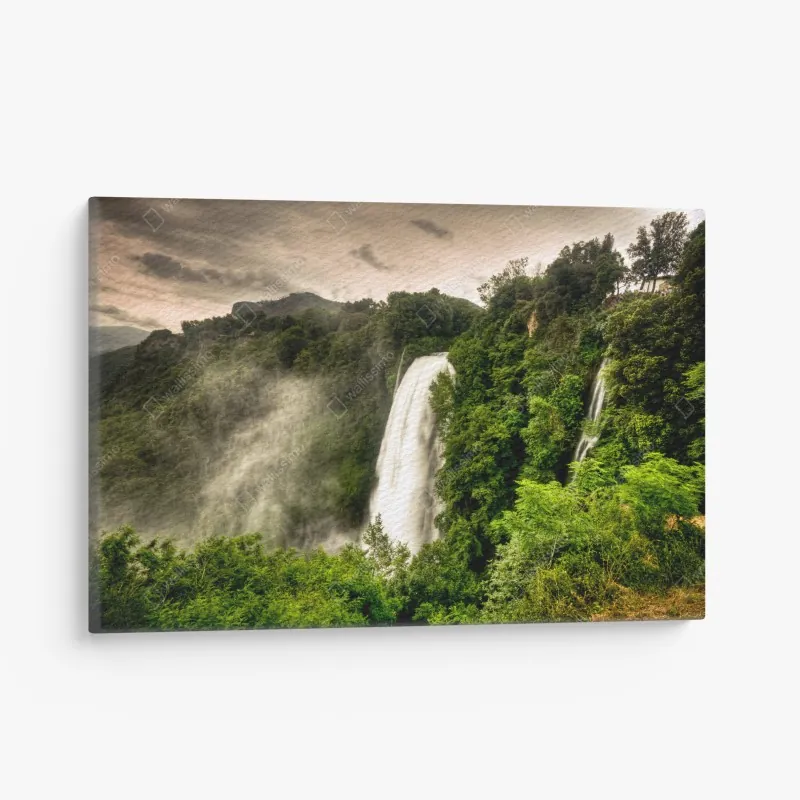 Obraz na płótnie zimowa mgła nad lasem iglastym – Wallissimo®