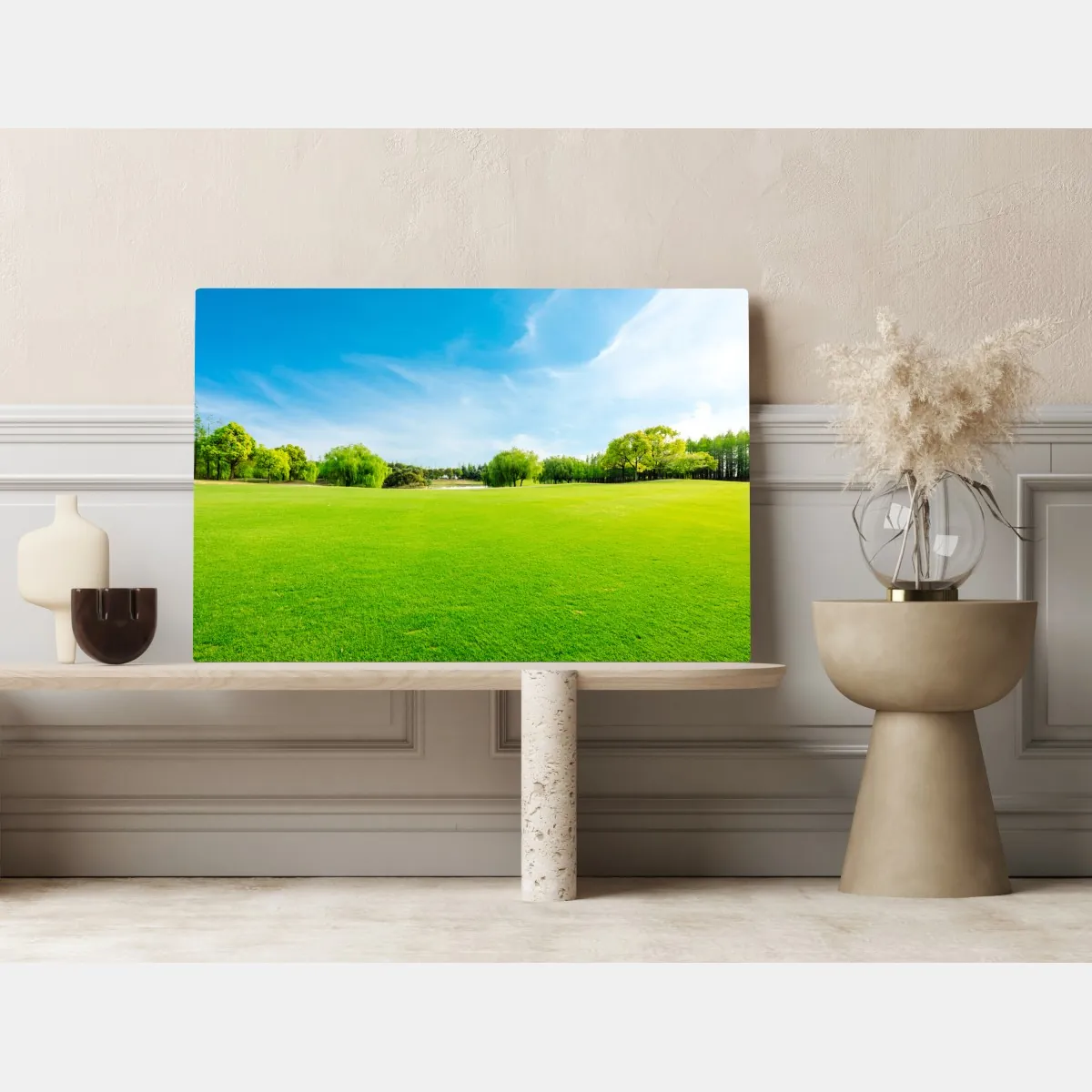Obraz na płótnie spokojna zielona łąka pod błękitnym niebem – Wallissimo® Obraz na płótnie spokojna zielona łąka pod błękitnym niebem – Wallissimo®