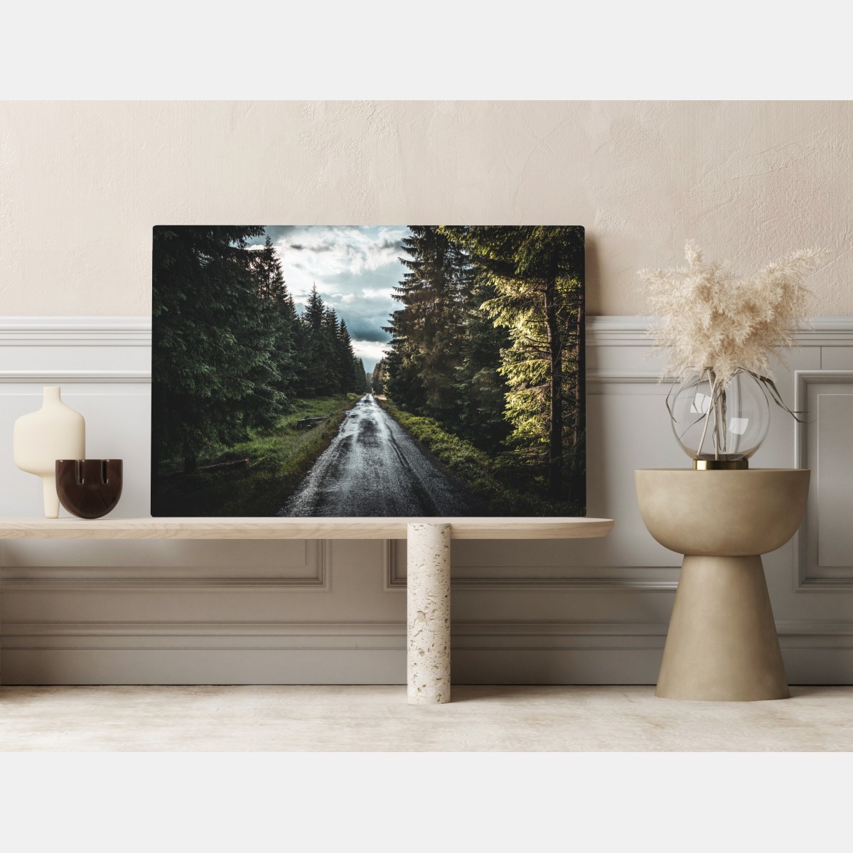 Obraz na płótnie leśna droga wśród sosen – Wallissimo® Obraz na płótnie leśna droga wśród sosen – Wallissimo®