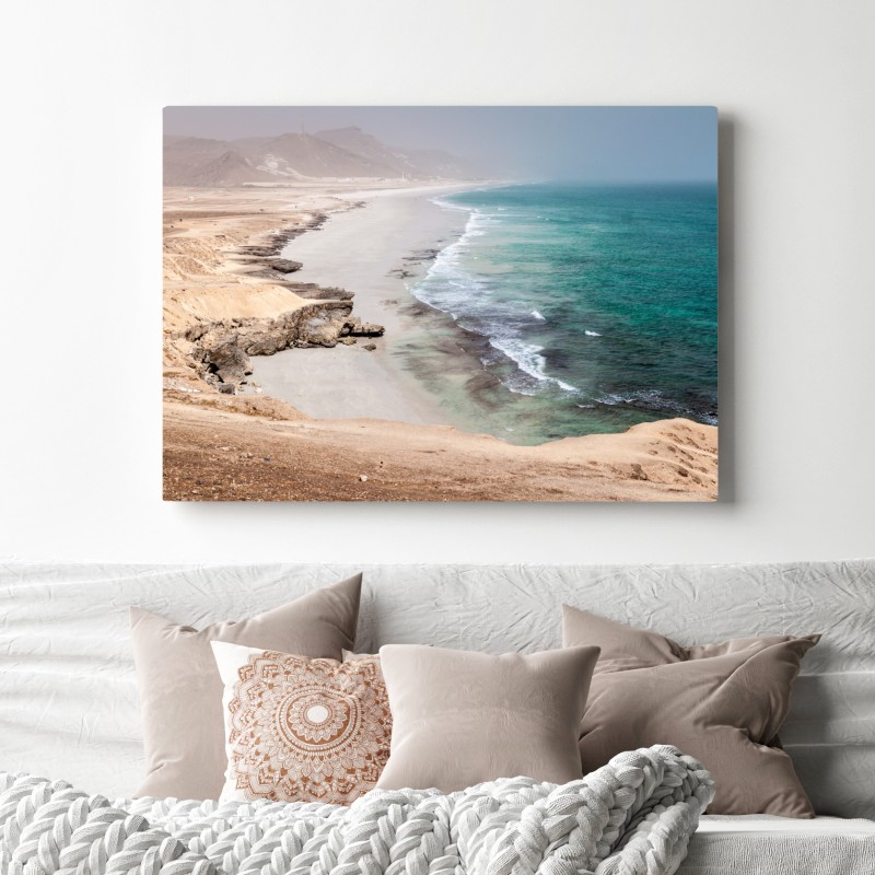 Obraz na płótnie spokojne turkusowe wybrzeże nad pustynnymi klifami – Wallissimo® Obraz na płótnie spokojne turkusowe wybrzeże nad pustynnymi klifami – Wallissimo®