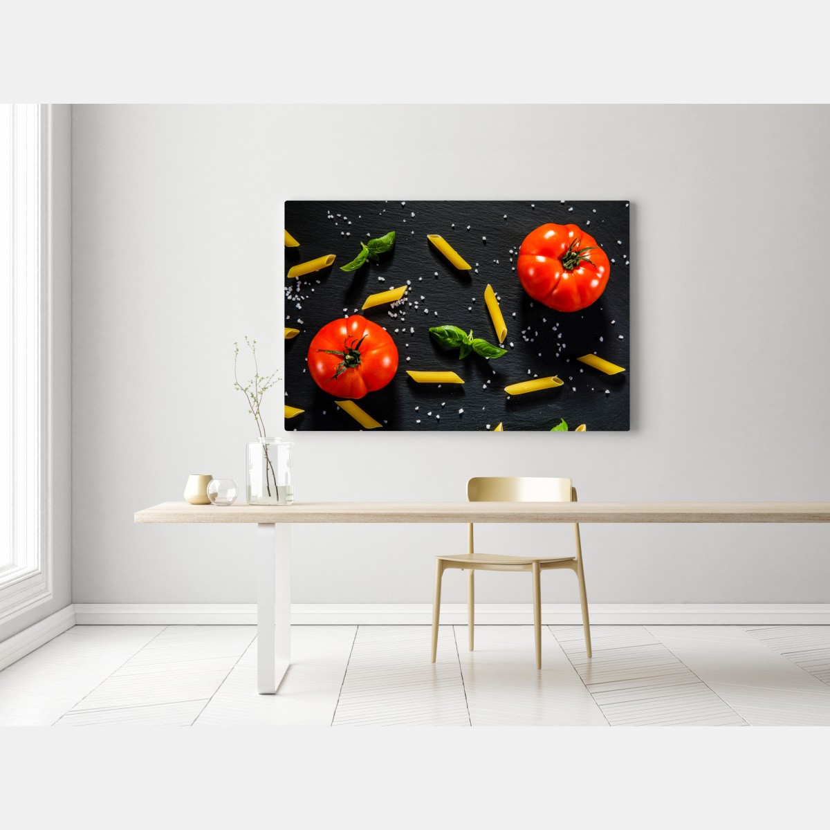 Obraz na płótnie pomidory i penne na czarnym łupku – Wallissimo® Obraz na płótnie pomidory i penne na czarnym łupku – Wallissimo®